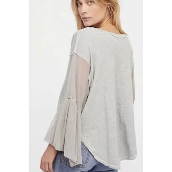 Free People Still Got It Grey Oversized Voluminous Sleeve Top size Large - Picture 2 of 8